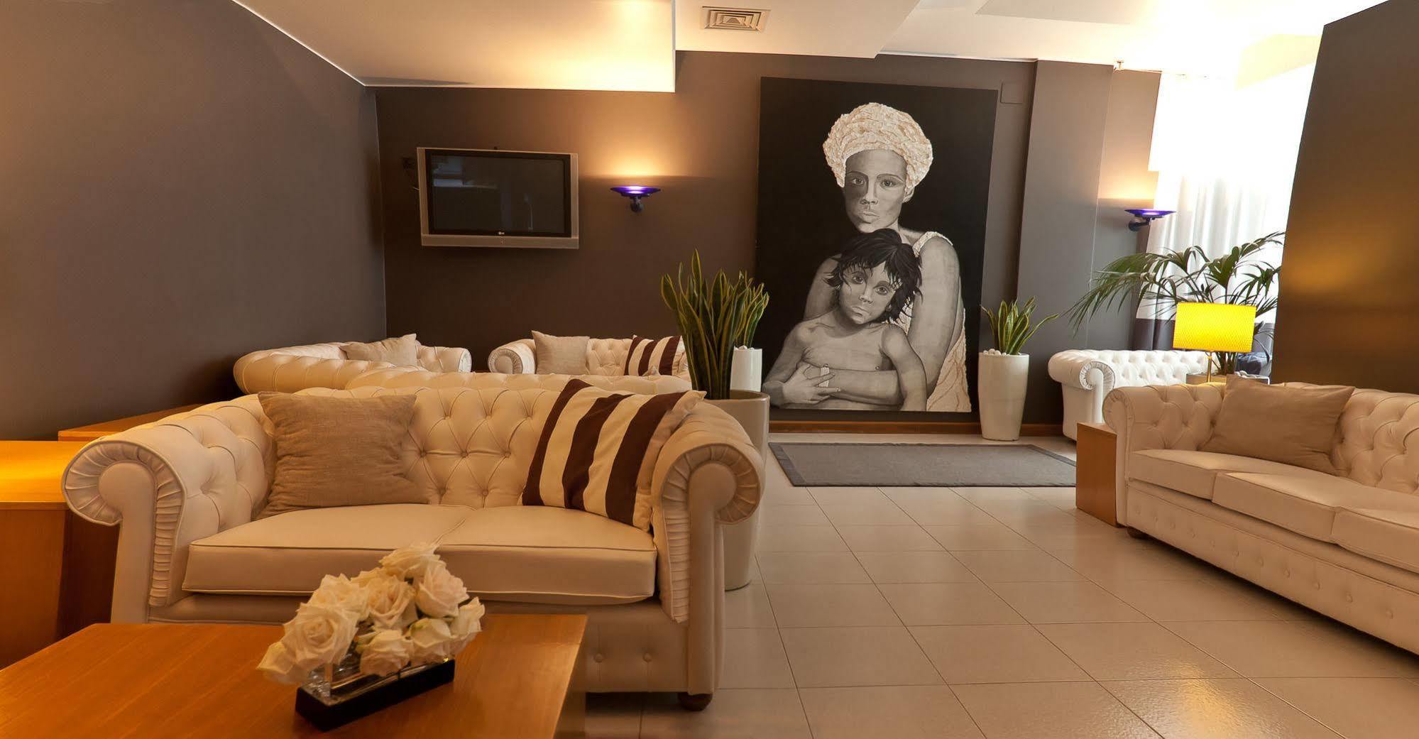 Santiago Hotel 3*